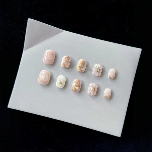 Künstlerisches Floral-Nagelset