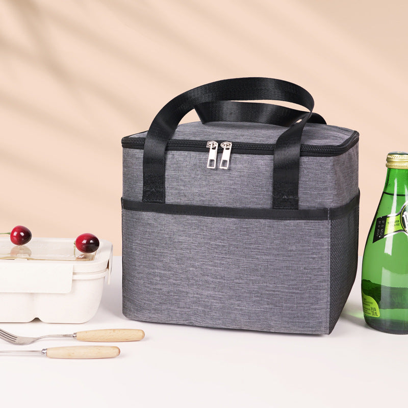 Isolierte Lunchbox Karnz