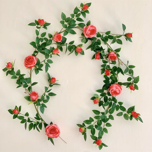 Dekorativer Blumen-Wandgirlande
