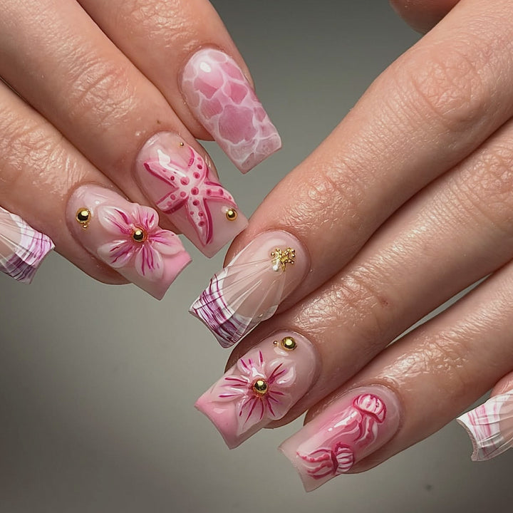 Künstlerische florale Acryl-Nail-Art-Verlängerungen Karnz