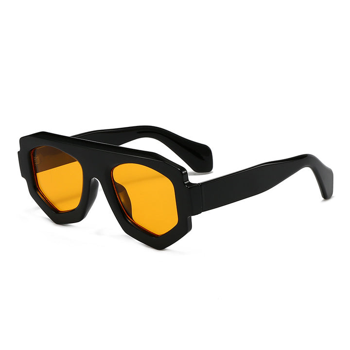 Fette geometrische Schildbrille Karnz