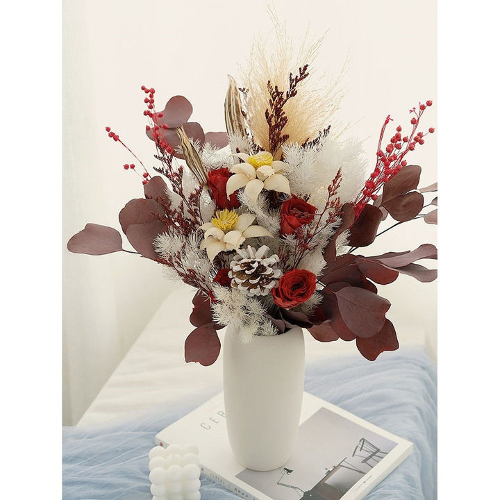 Elegante Trockenblumenarrangement