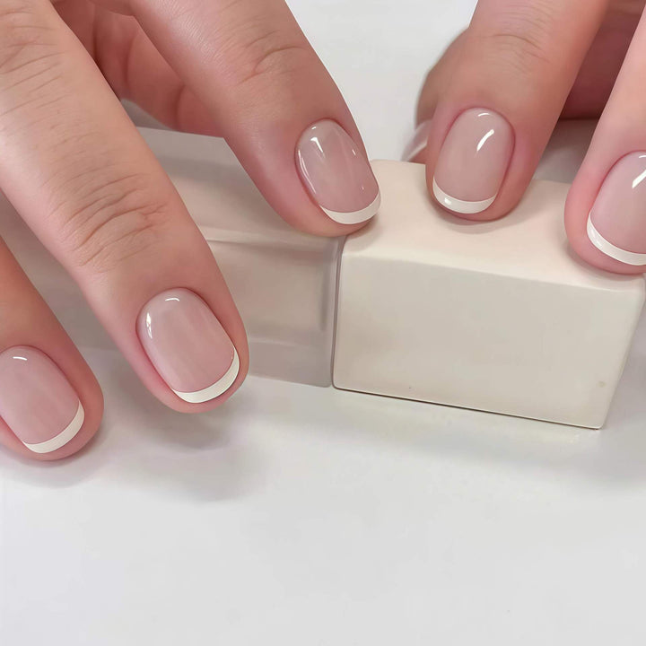 Klassisches Französisches Tip Press-On Nagelset Karnz