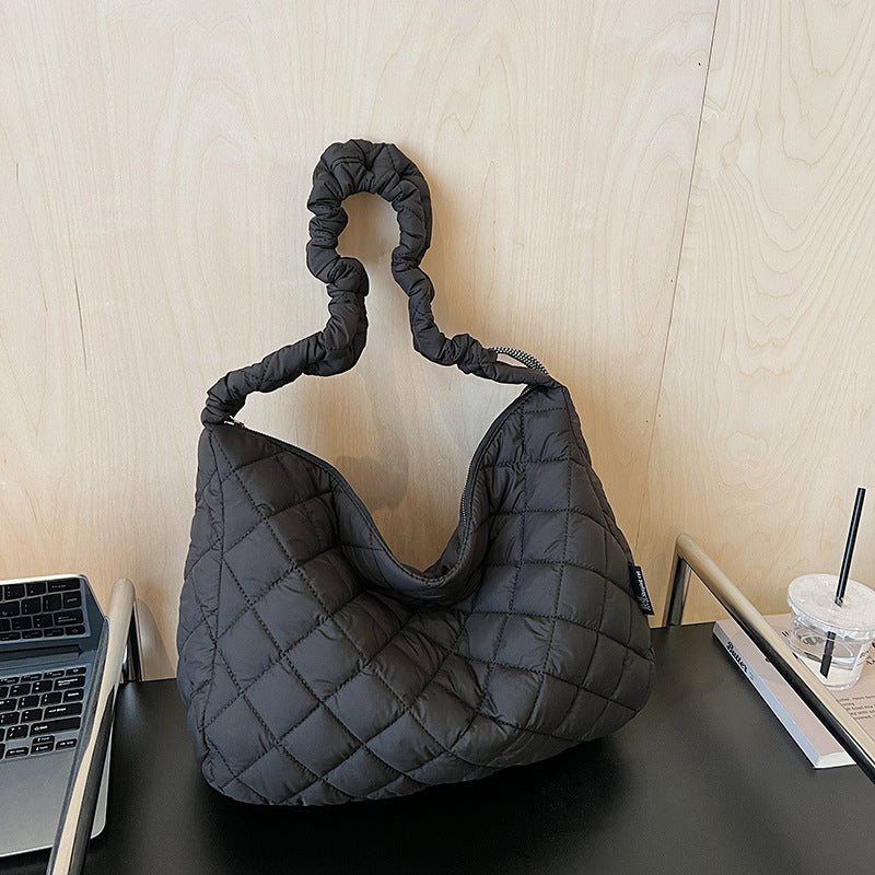 Chic Everyday Hobo Bag Karnz