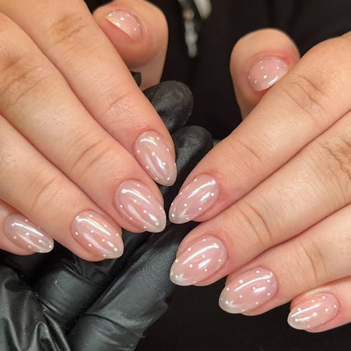 Elegante Nagelverlängerungen mit Glanz-Finish Karnz