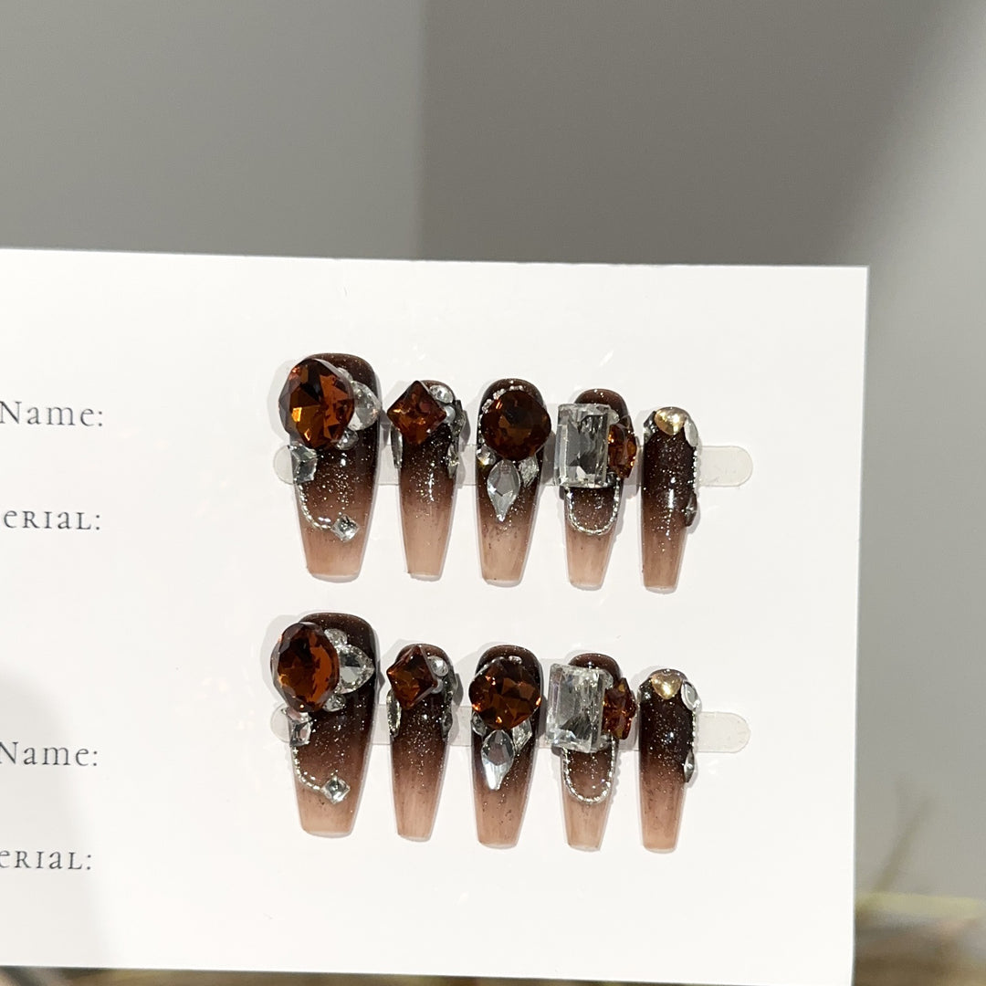 Dekoratives Press-On Nagelkunst Set