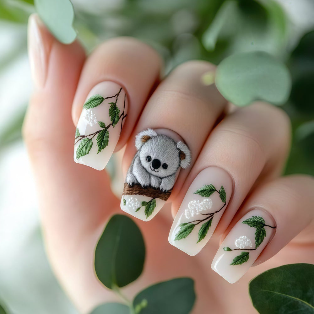 Kunstnägel im kreativen Panda-Design Karnz