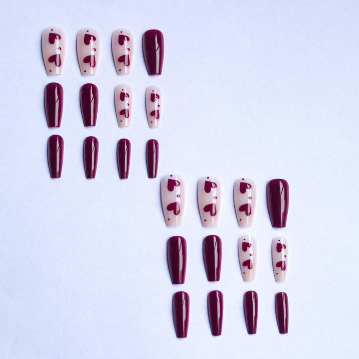 Künstlerisches Herz-Themen-Gel-Nagel-Set