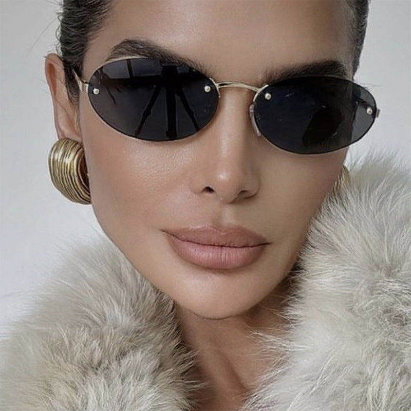 Damen modische Sonnenbrille im eleganten Retro-Design Karnz