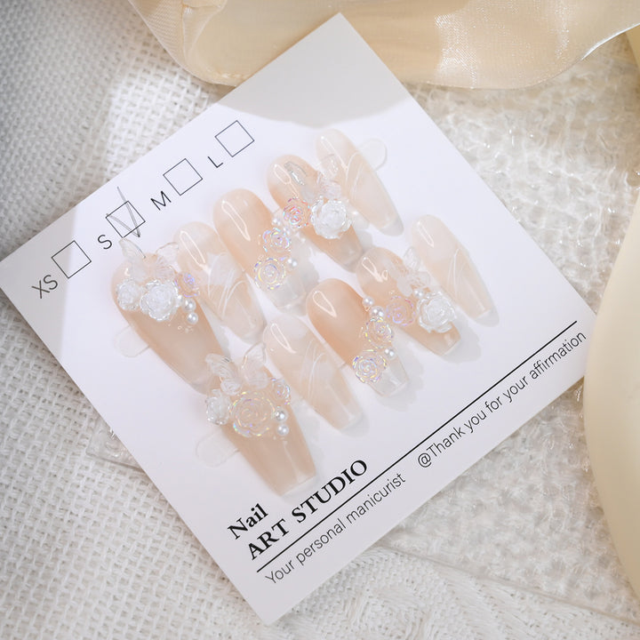 Eleganter Floral Press-On Nagelset Karnz