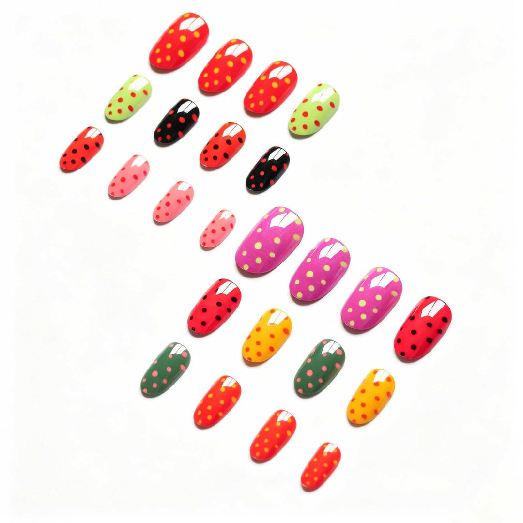 Künstlerisches Polka-Dot-Nagelkunst-Design-Kit