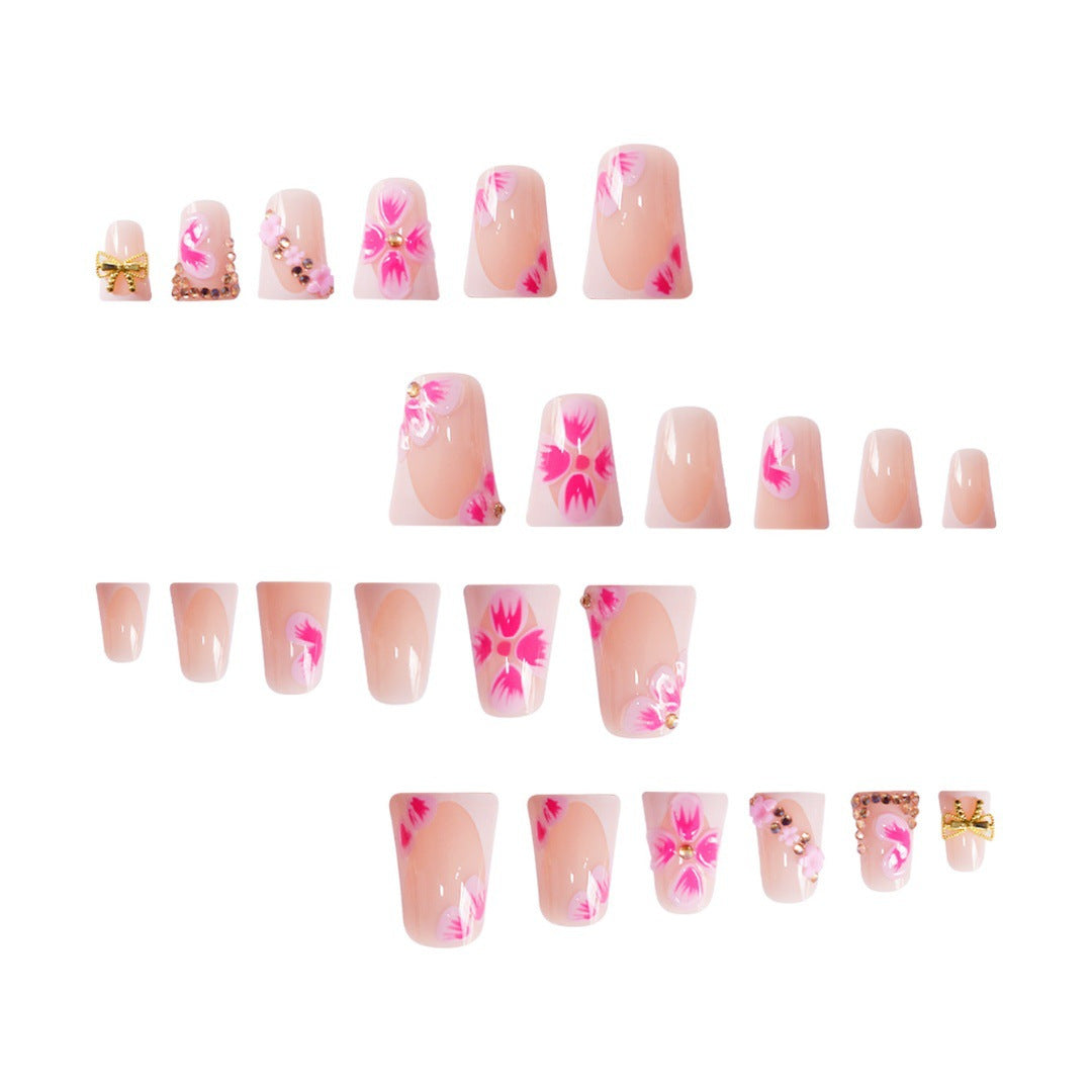 Dekoratives Nagelkunst-Set Karnz