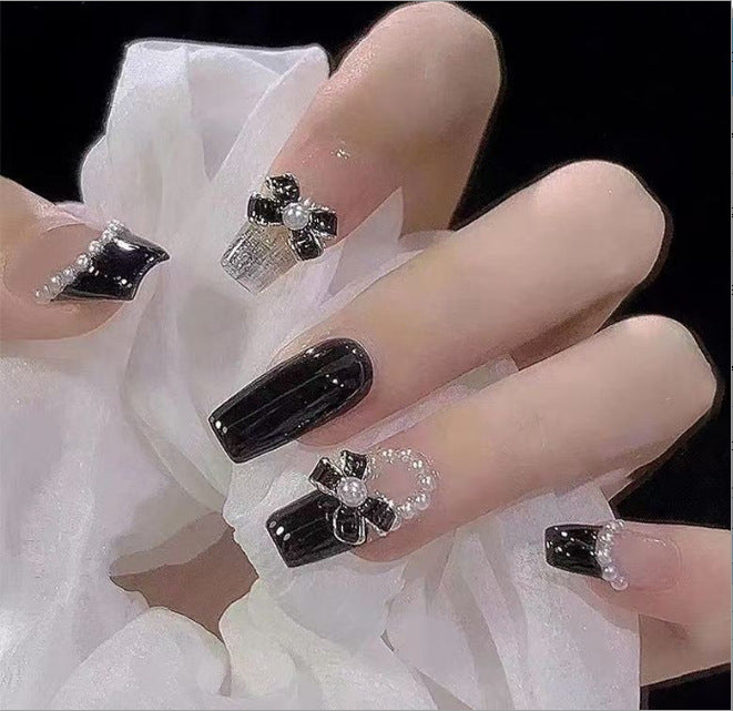 Kunstvolle Nagelspitzen Design Karnz