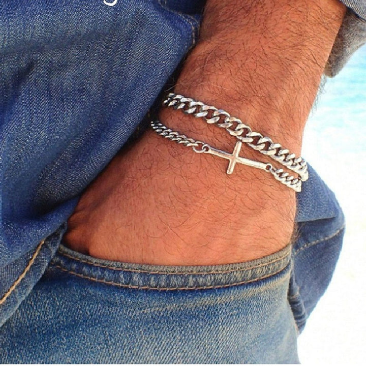 Goldene Kettenarmband Karnz