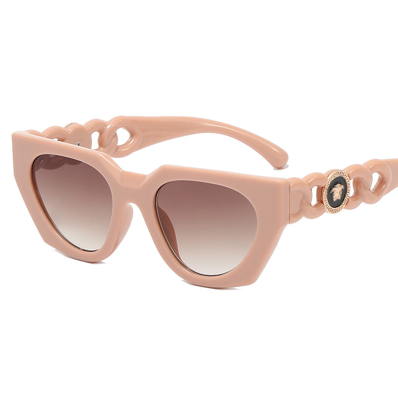 Damen modische Sonnenbrille mit extravagantem Design und luxuriösen Details Karnz