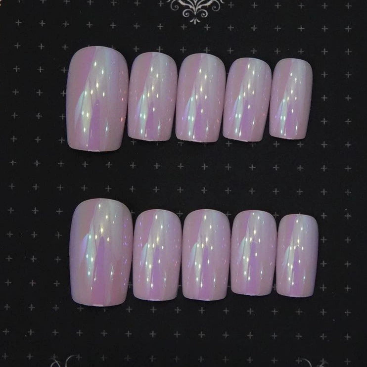 Iridescent Press-On Nagelkunst