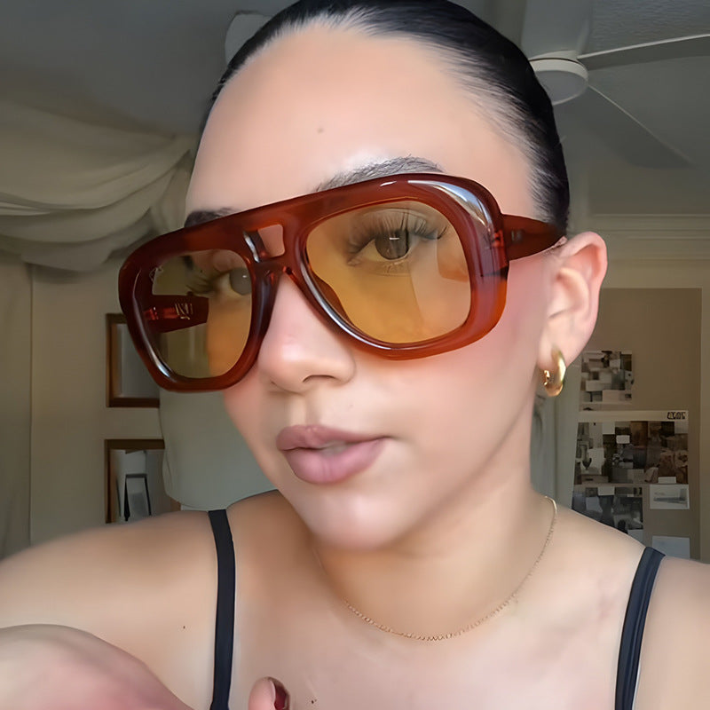 Damen markante Sonnenbrille im eleganten Stil Karnz