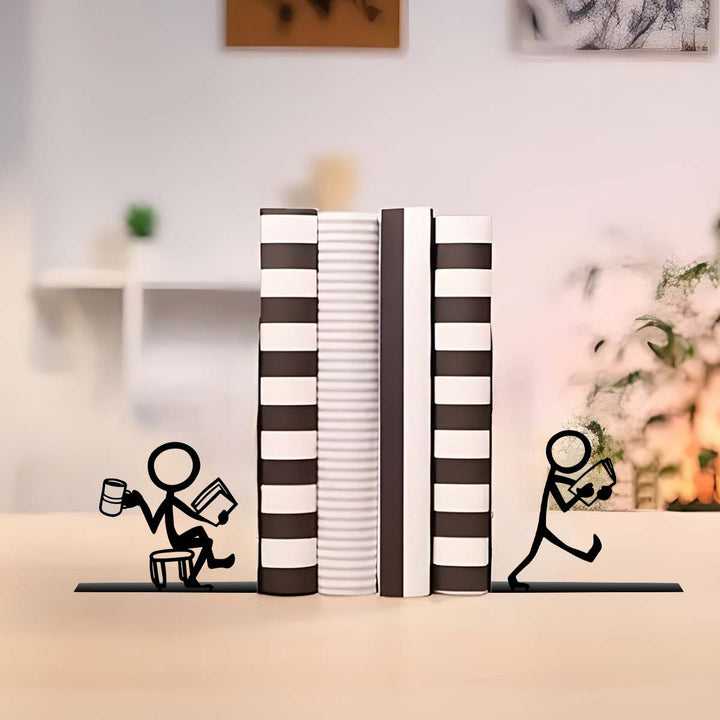 Kreativer Buchstützen-Displayständer