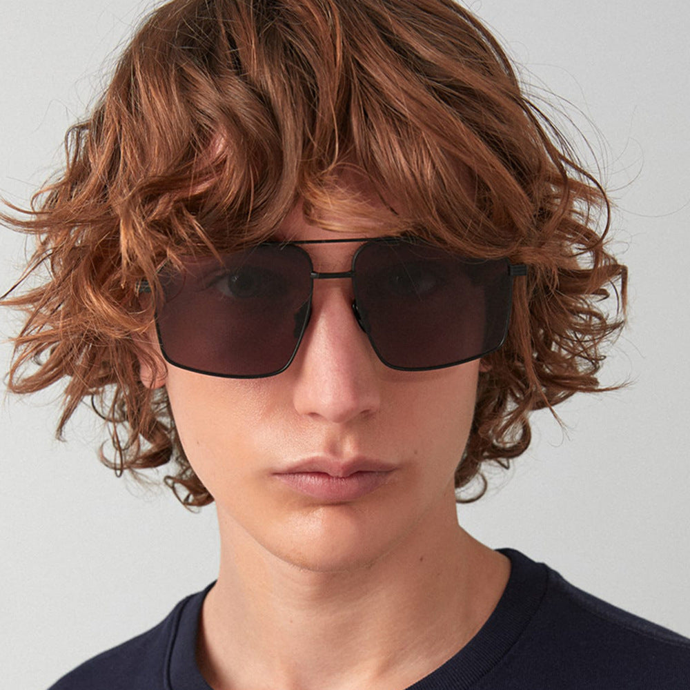 Damen modische Sonnenbrille im geometrischen Design Karnz