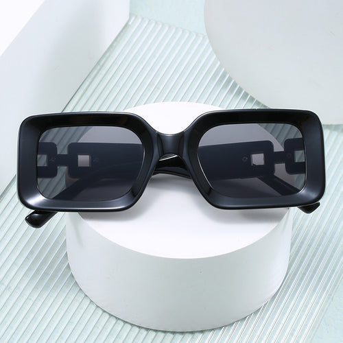 Damen Polygone Sonnenbrille mit glamourösem Verzierungsrahmen Karnz