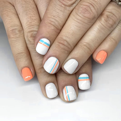 Trendiges geometrisches Nagelkunst-Set Karnz