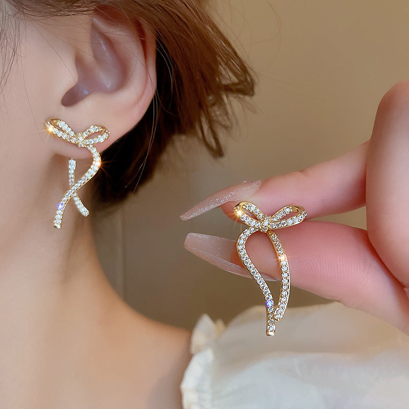 Elegantes Ohrringe Karnz