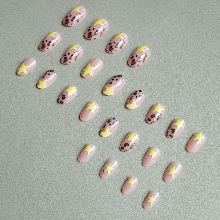 Trendy Tierdruck und Stern Nagelkunst Set