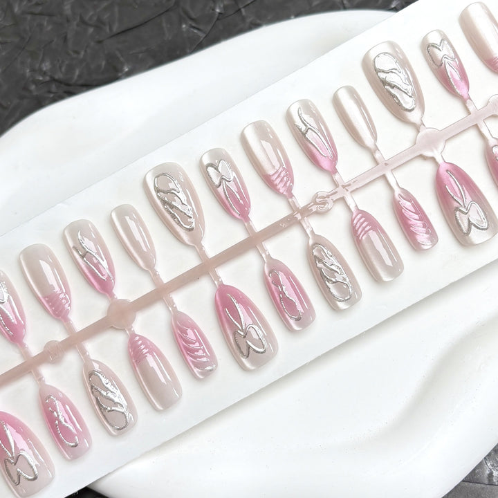 Press-On Nagelkunst Set mit eleganten Stilen
