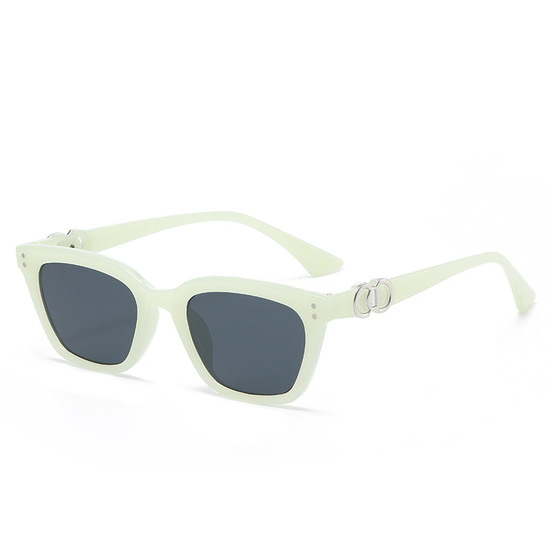 Damen Elegante und modische Sonnenbrille mit dekorativem Metallrahmen Karnz