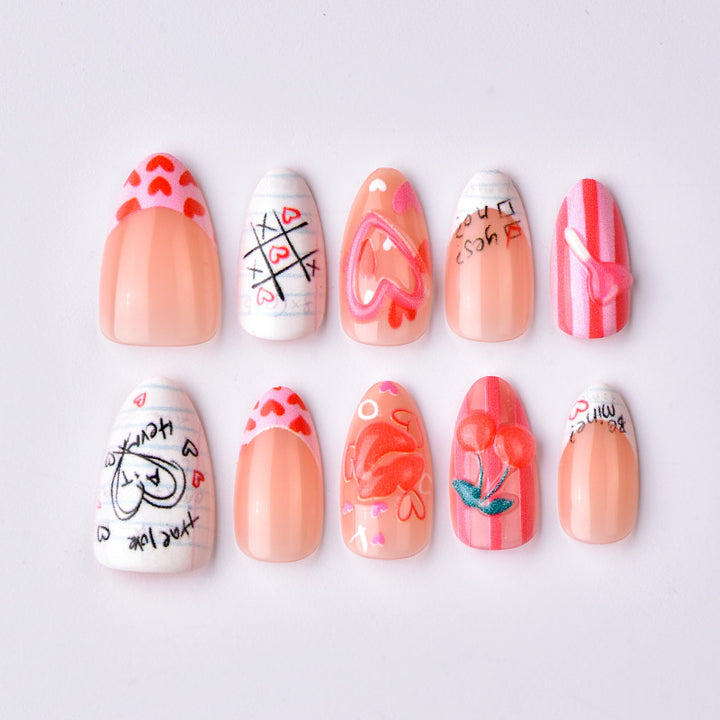 Kreatives Herz-Nageldesign Set Karnz