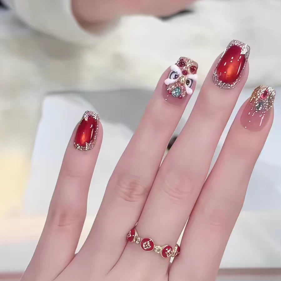 Künstlerische mit Strass veredelte Nagelverlängerungen Karnz