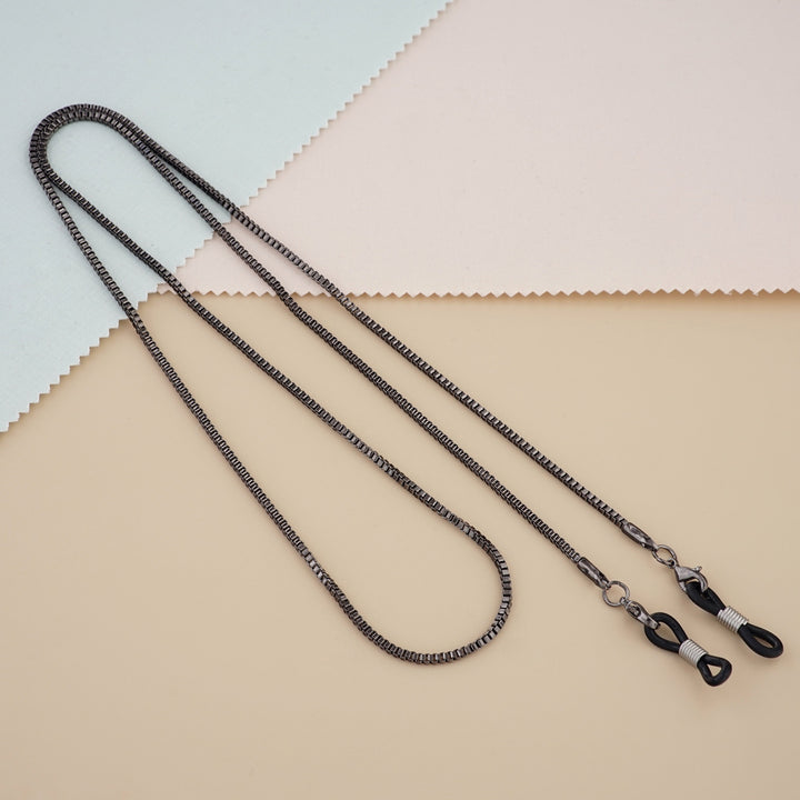 Sleek Metal Eyewear Kette Karnz