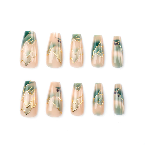 Künstlerische florale Press-On-Nagelspitzen