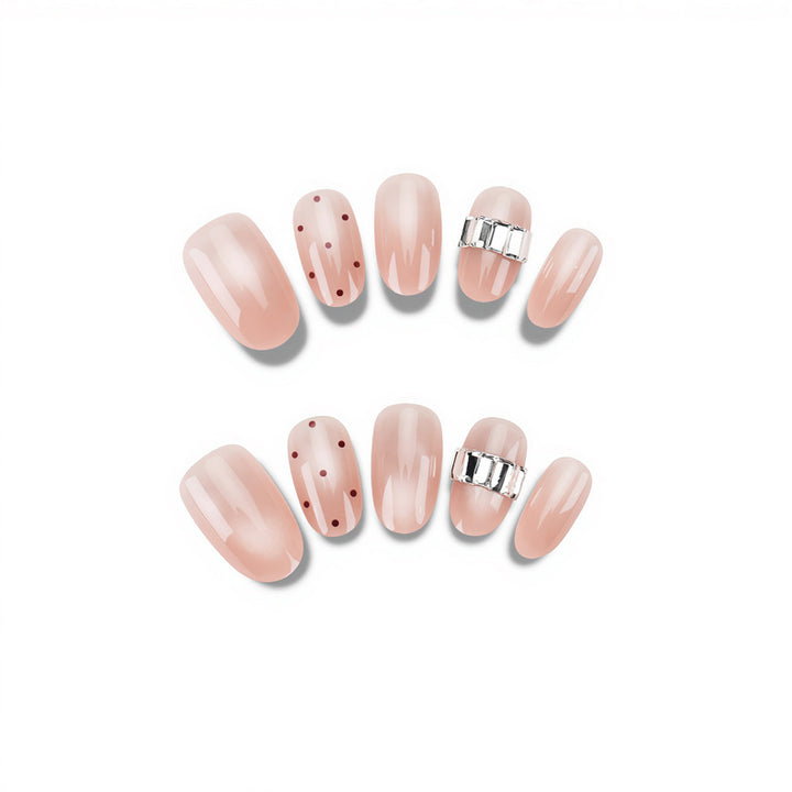 Elegantes Dekoratives Press-On-Nagelset mit Akzenten Karnz