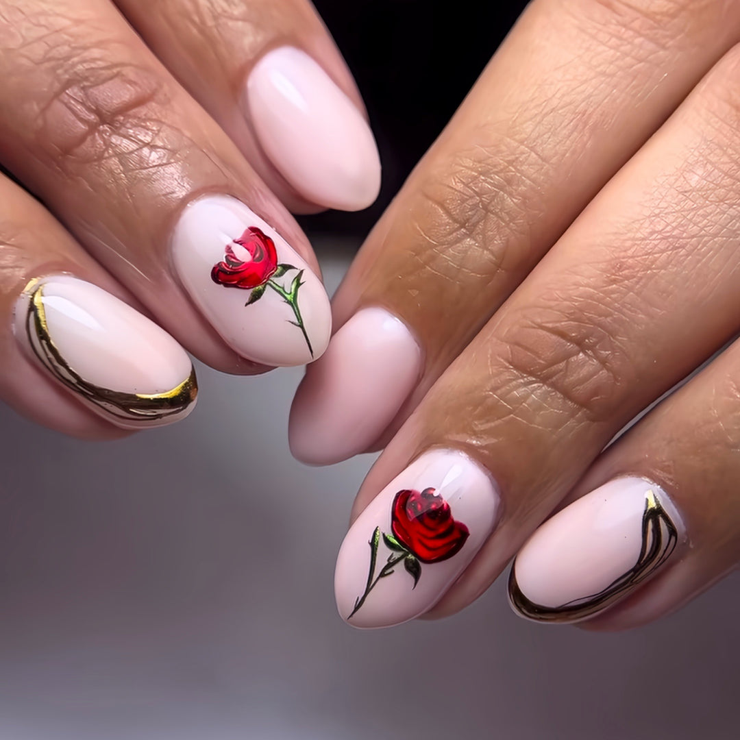 Florale Rosen Nagelkunst Karnz