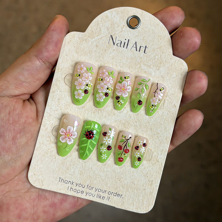 Botanisches Theme Press-On Nagelset Karnz