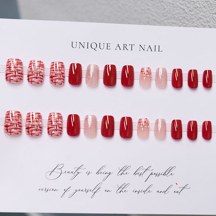 Elegantes Nagelkunst Press-On Set