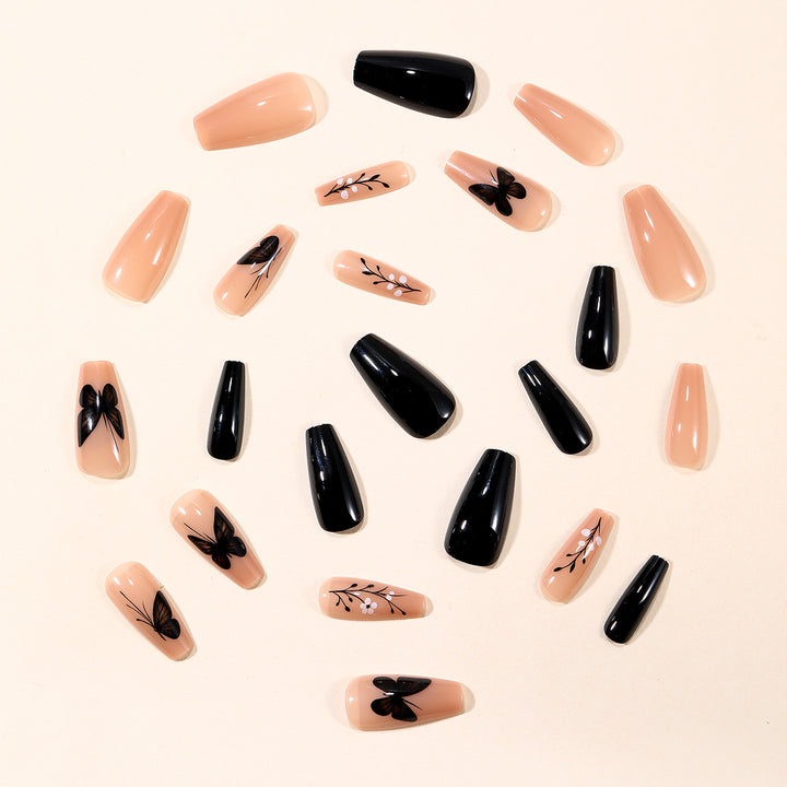 Dekorative Schmetterling Nagelkunst Verlängerungen Karnz
