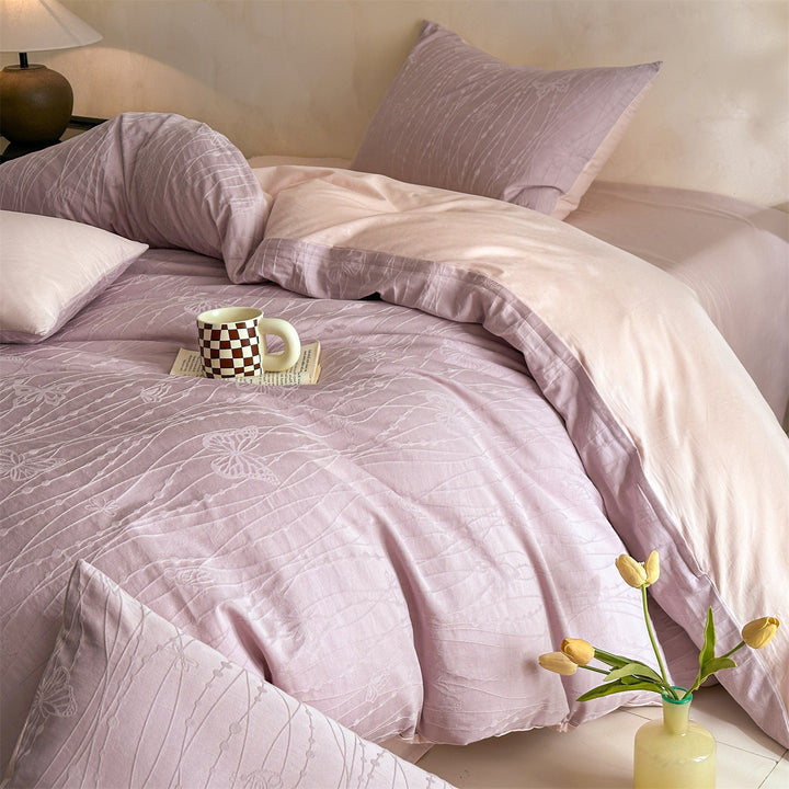 Gepolstertes Schmetterlings-Jacquard-Bettwäsche-Set mit wendbarem Soft-Feel-Futter und Umschlagkissenbezügen