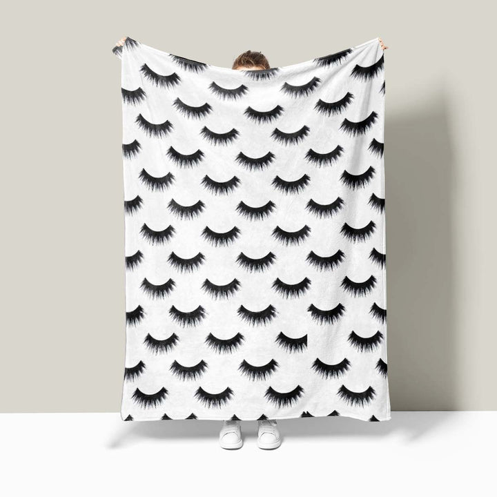 Luxuriöse Fleece-Wurfdecke mit auffälligem Design