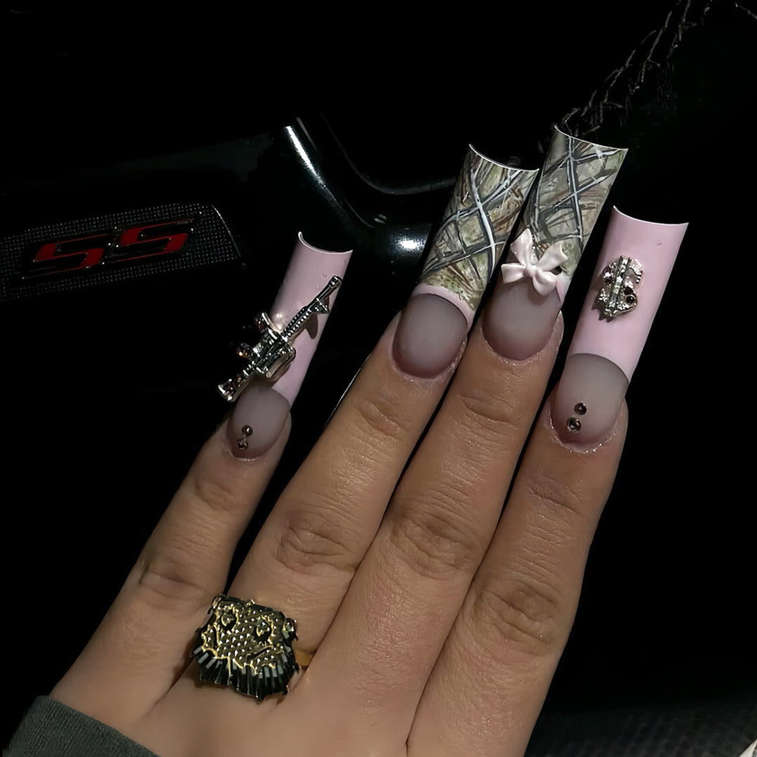Artistic Nail Design Karnz