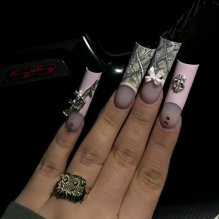 Artistic Nail Design Karnz