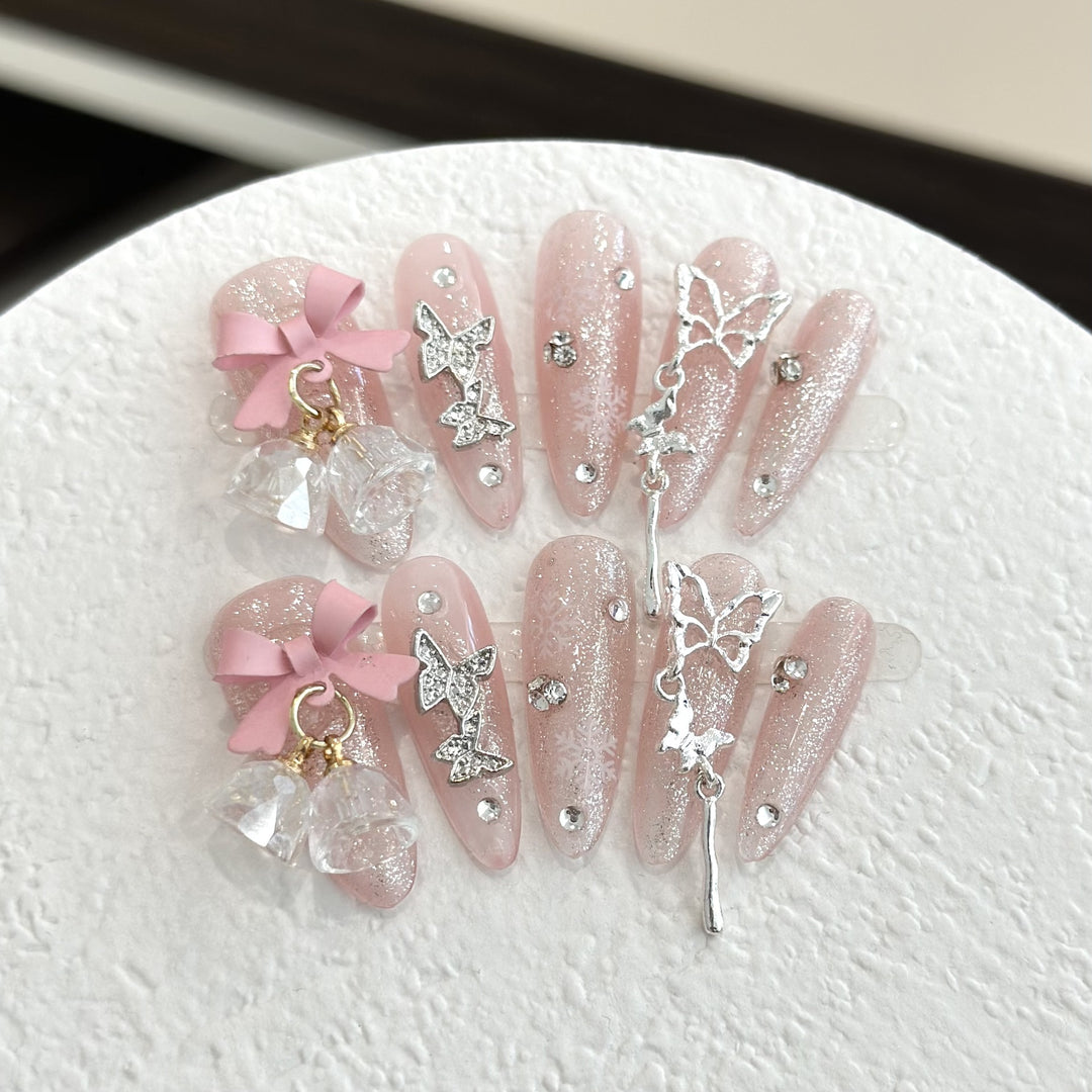 Dekoratives Strass- und Schleifen-Press-On-Nagelset