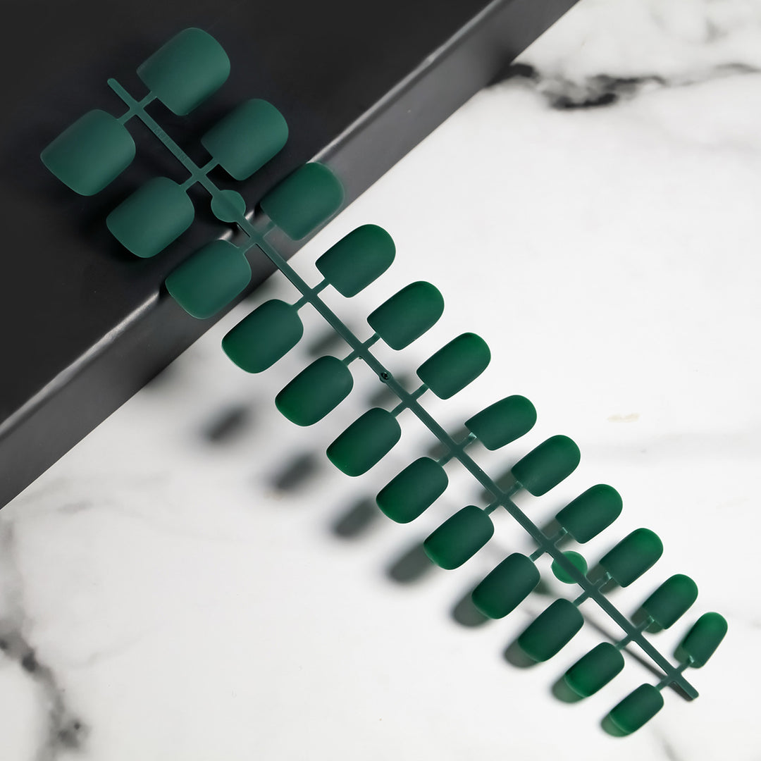 Matte Finish Press-On Nail Tips Karnz