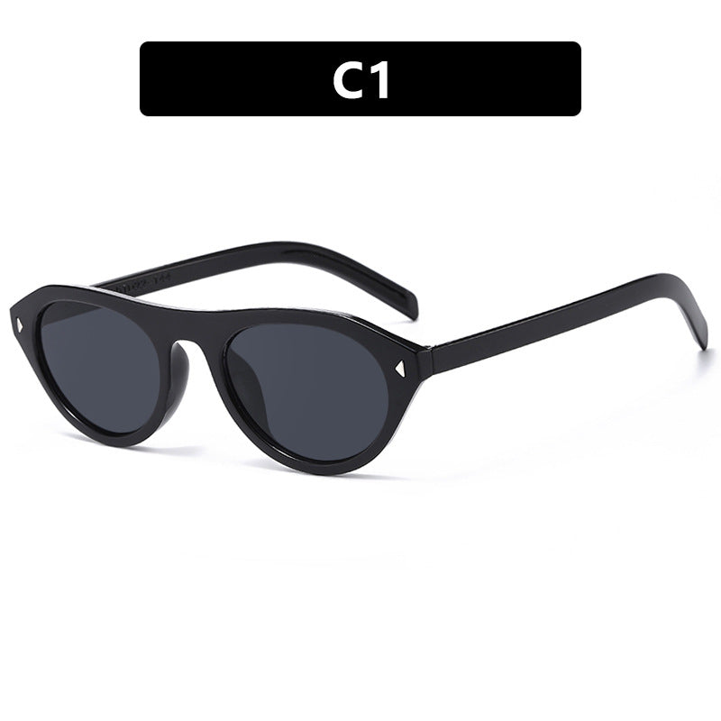 Damen modische Sonnenbrille mit geschwungenem Rahmen und schützendem UV-Filter Karnz