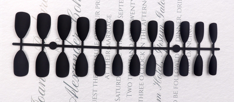 Stiletto Press-On Nail Set Karnz