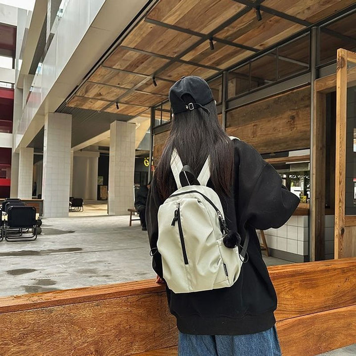 Moderner kompakter Reise-Rucksack Karnz