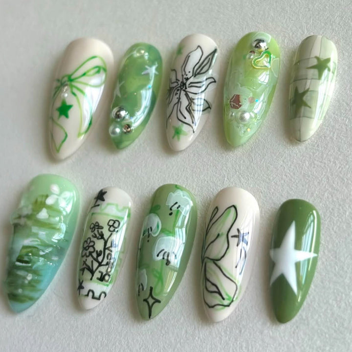 Künstlerische Botanische Nagelspitzen Karnz