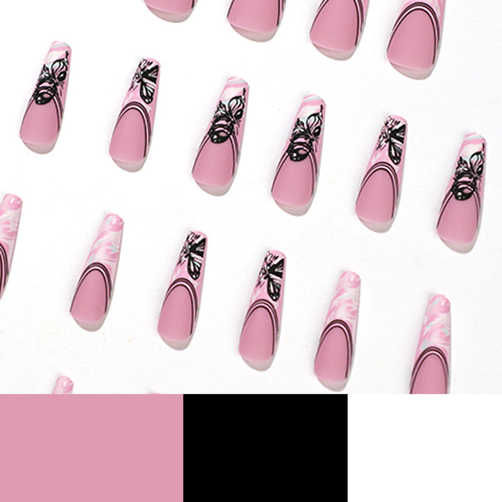 Künstliche Nagelkunst mit filigranen Schmetterlingsmotiven Karnz