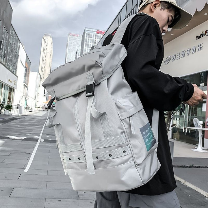 Vielseitiger Outdoor-Reiserucksack Karnz